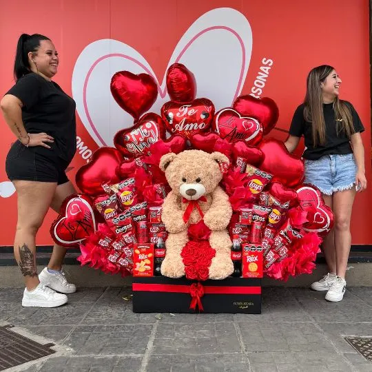 box mega xl con peluche chocolate y globos te amo 